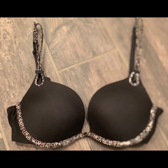 Victoria's Secret Other - Victoria’s Secret push up bra with Leopard Detail